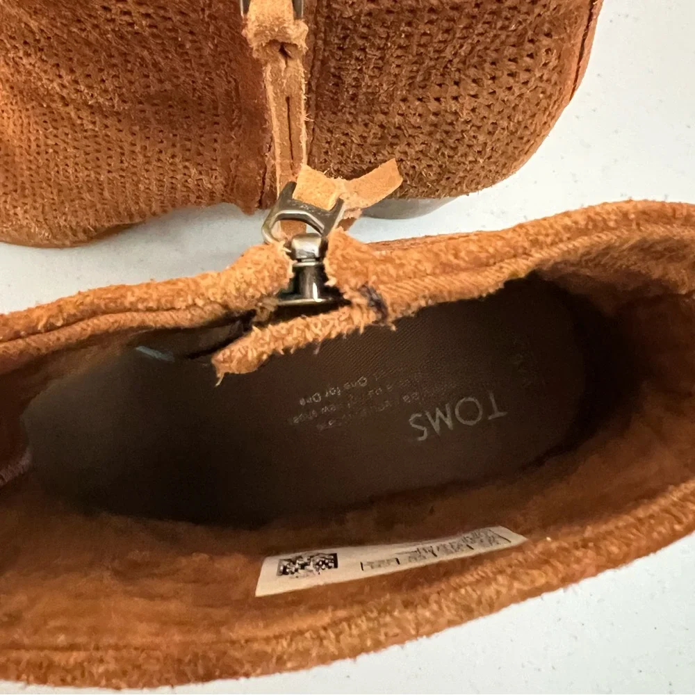 Toms brown suede